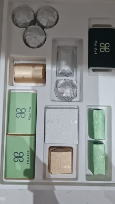 Patchi şokolad. Çox olduğu üçün satilir.satilanin karobkasi lalafo.az -da — 1 Patchi şokolad. Çox olduğu üçün satilir.satilanin karobkasi — 1