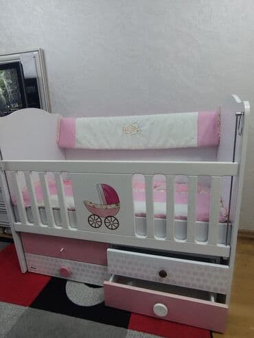 Qız üçün, Dördbucaq, Beşik, Dəst ilə, Matras ilə, Yellənmə mexanizm ilə lalafo.az -da Qız üçün, Dördbucaq, Beşik, Dəst ilə, Matras ilə, Yellənmə mexanizm ilə