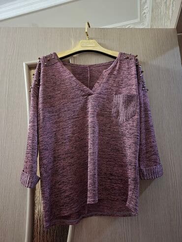 Kofta.15 azn.Bir iki defe geyilib.Defekti yoxdur.Razmer L XL.42 44,M lalafo.az -da Kofta.15 azn.Bir iki defe geyilib.Defekti yoxdur.Razmer L XL.42 44,M