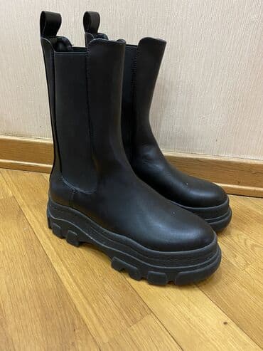 Ölçü: 36, rəng - Qara, İşlənmiş lalafo.az -da Ölçü: 36, rəng - Qara, İşlənmiş