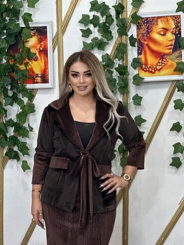 Qadın dəst – şokolad-qəhvəyi rəng - 2 hissəli elegant dəst: ətək + lalafo.az -da Qadın dəst – şokolad-qəhvəyi rəng - 2 hissəli elegant dəst: ətək +