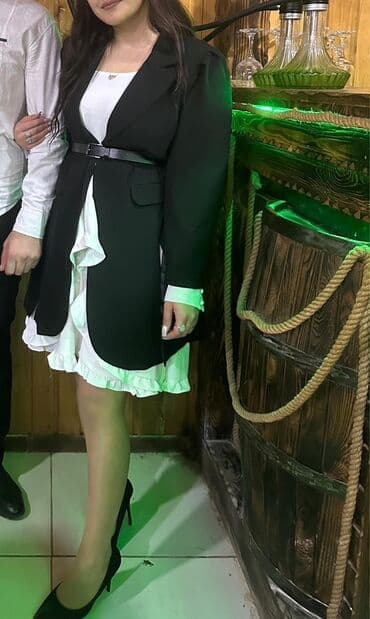 1 dəfə geyinilib, yeni kimidir.
0556790551 lalafo.az -da 1 dəfə geyinilib, yeni kimidir.
0556790551