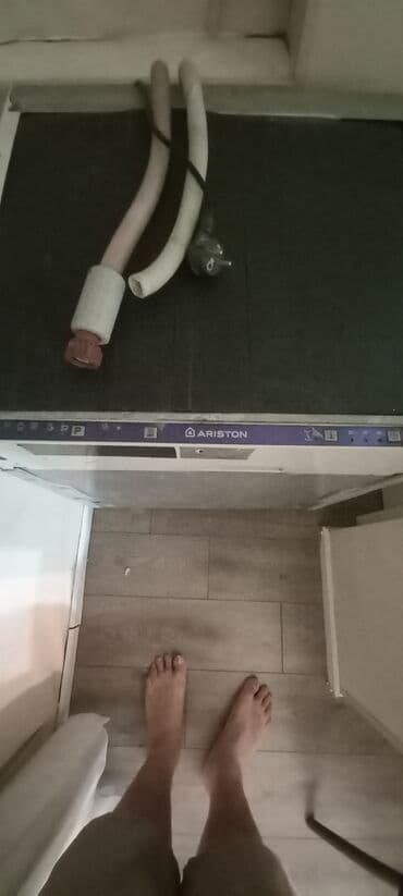 vestel qabyuyan: Qabyuyan maşın Ariston, Tam qabaritli (60 sm.), Quraşdırılan lalafo.az -da — 4 vestel qabyuyan: Qabyuyan maşın Ariston, Tam qabaritli (60 sm.), Quraşdırılan — 4