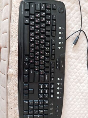 Genius USB klaviatura – tam işlək, 3 ay işlənib. 13 manata Razılaşmaq lalafo.az -da Genius USB klaviatura – tam işlək, 3 ay işlənib. 13 manata Razılaşmaq