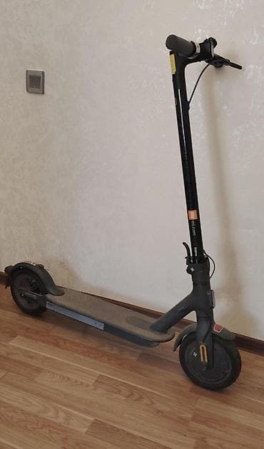 Xiaomi scooter 3 .Az islenib ela veziyyetdedir.ehtiyat tekeride lalafo.az -da Xiaomi scooter 3 .Az islenib ela veziyyetdedir.ehtiyat tekeride