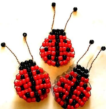 Продаются брошки Божья коровка, ручной работы. Оригинальные, цена за lalafo.az -da Продаются брошки Божья коровка, ручной работы. Оригинальные, цена за