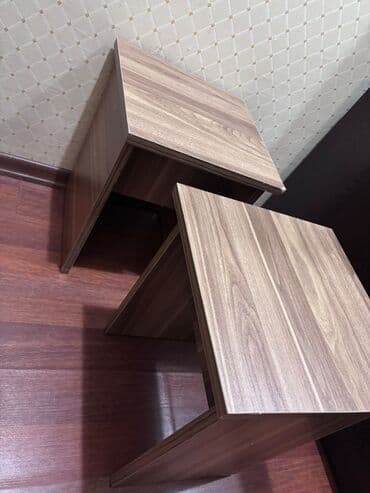 Keyfiyyətli taxtadan hazırlanmış tabletka stullar var 2 ədəd. Heç bir lalafo.az -da Keyfiyyətli taxtadan hazırlanmış tabletka stullar var 2 ədəd. Heç bir