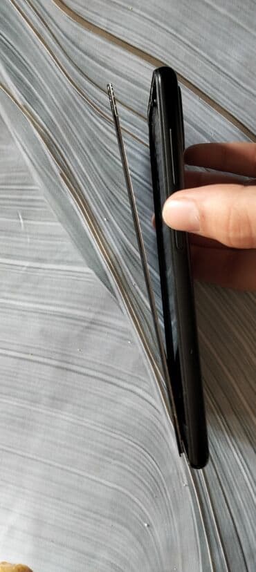 Samsung a 12 qəşəy vəziyətdədir amma ekranı yanıb və korpusdan lalafo.az -da Samsung a 12 qəşəy vəziyətdədir amma ekranı yanıb və korpusdan