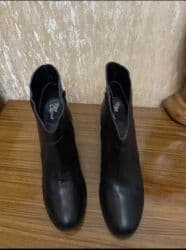 Бусы: Полусапожки из натуральной кожи размер 41 в хорошем состоянии одеты at lalafo.az — 2 Бусы: Полусапожки из натуральной кожи размер 41 в хорошем состоянии одеты — 2