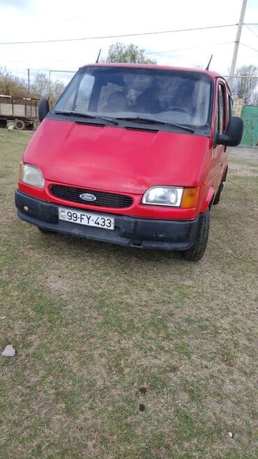 Ford Transit mikroavtobus - Korpus: qırmızı rəng, yan sürgülü qapı lalafo.az -da Ford Transit mikroavtobus - Korpus: qırmızı rəng, yan sürgülü qapı