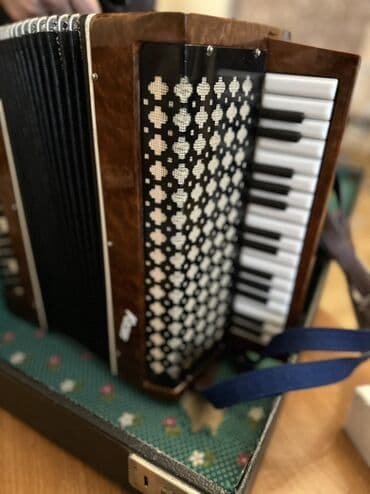 Akustik Akkordeon lalafo.az -da Akustik Akkordeon