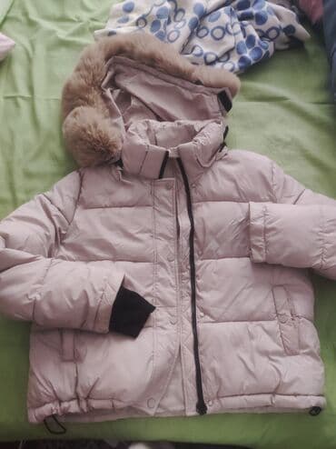 Qadın/qız üçün qışlıq pufik kürk kapüşonlu gödəkçə. tezedir. 35 azn lalafo.az -da Qadın/qız üçün qışlıq pufik kürk kapüşonlu gödəkçə. tezedir. 35 azn