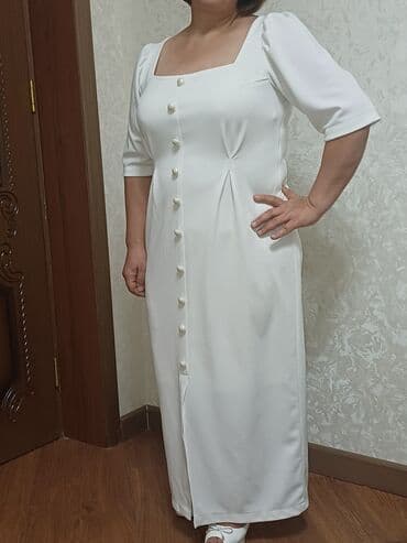 **Gəncə** şəhərində yerləşir. Ağ rəngdə zərif qadın paltarı. - lalafo.az -da **Gəncə** şəhərində yerləşir. Ağ rəngdə zərif qadın paltarı. -