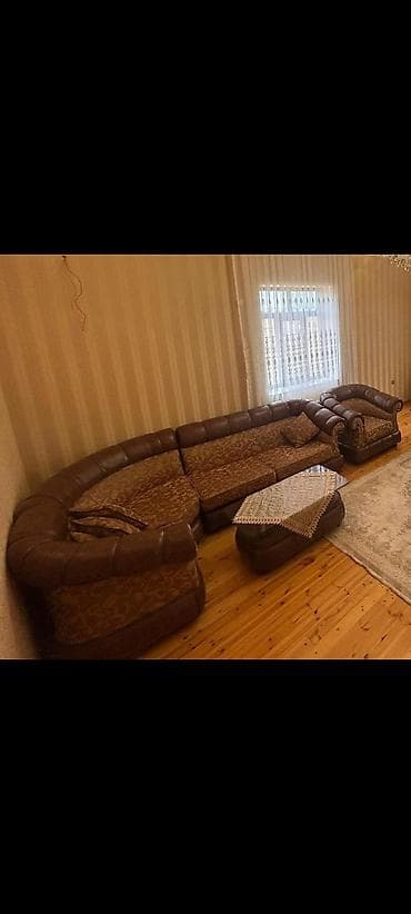 Künc divan dəsti – klassik üslub - Tərkib: böyük L formalı künc lalafo.az -da Künc divan dəsti – klassik üslub - Tərkib: böyük L formalı künc