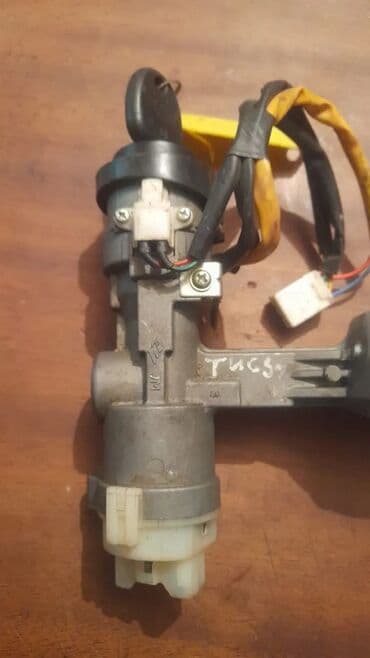 Hyundai Tucson 2005-2009 Zamok Zajiqaniya - üstdən çıxma original lalafo.az -da Hyundai Tucson 2005-2009 Zamok Zajiqaniya - üstdən çıxma original