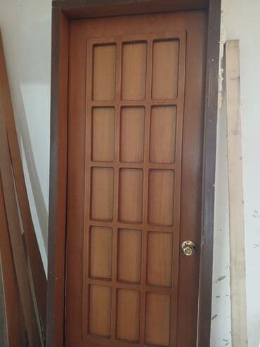 Taxta interyer qapıları dəsti - Material: ağac (qəhvəyi tonlu). - lalafo.az -da Taxta interyer qapıları dəsti - Material: ağac (qəhvəyi tonlu). -