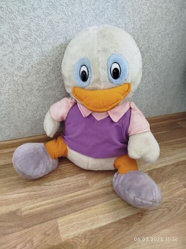 Yumuşaq oyuncaq ördək. Ölcusu 50 - 60 santı metirdi lalafo.az -da Yumuşaq oyuncaq ördək. Ölcusu 50 - 60 santı metirdi