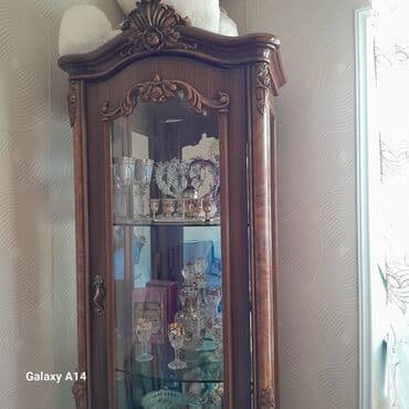 Şüşəli dolab vitrini lalafo.az -da Şüşəli dolab vitrini