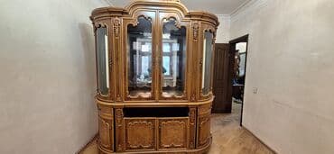 Şüşəli dolab vitrini, İşlənmiş, Ünvandan götürmə lalafo.az -da Şüşəli dolab vitrini, İşlənmiş, Ünvandan götürmə