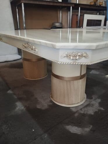 Künc divan lalafo.az -da Künc divan