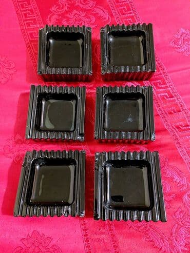 Kül qabı satılır 6 ədəddir yaxşı vəziyyətdədir.Qiymət hamısı üçün qeyd lalafo.az -da Kül qabı satılır 6 ədəddir yaxşı vəziyyətdədir.Qiymət hamısı üçün qeyd