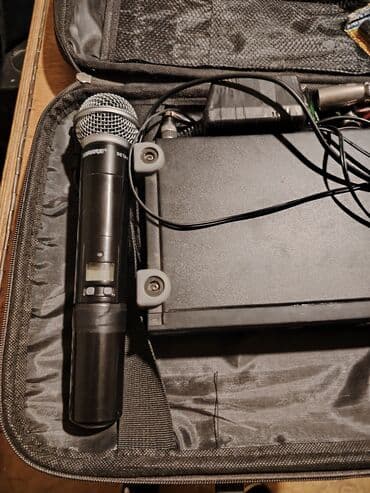 İşlənmiş Radio Mikrofon Shure, Ünvandan götürmə lalafo.az -da İşlənmiş Radio Mikrofon Shure, Ünvandan götürmə