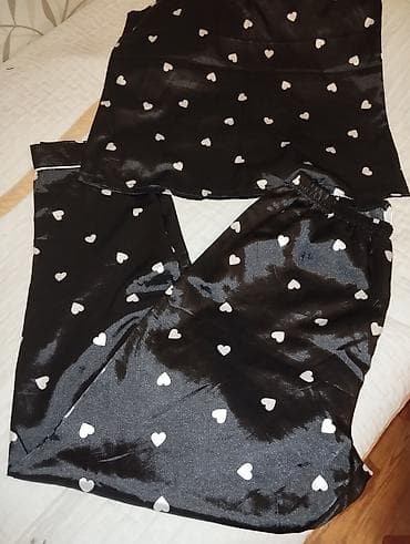 Qadın pijama dəsti - 2 parça: nazik askılı top və uzun şalvar - Rəng lalafo.az -da Qadın pijama dəsti - 2 parça: nazik askılı top və uzun şalvar - Rəng