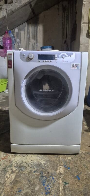 Paltaryuyan maşın Hotpoint Ariston, 8 kq, Avtomat, Qurutmasız lalafo.az -da Paltaryuyan maşın Hotpoint Ariston, 8 kq, Avtomat, Qurutmasız