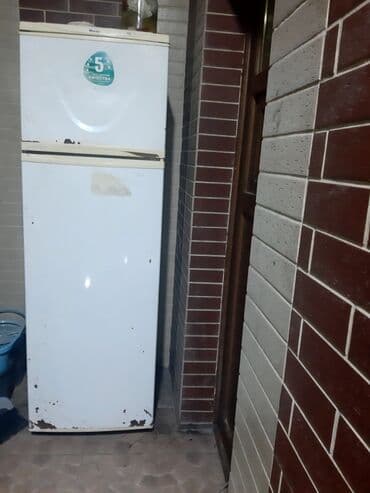 İki qapılı məişət soyuducusu - Sadə, funksional iki kameralı model lalafo.az -da İki qapılı məişət soyuducusu - Sadə, funksional iki kameralı model