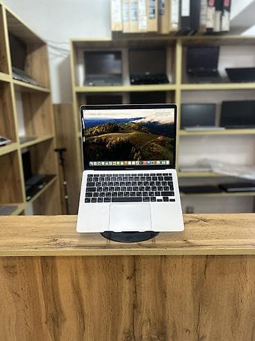 İşlənmiş Apple MacBook, 13.5 ", Apple M1, 256 GB, Ünvandan götürmə, Ödənişli çatdırılma, Rayonlara çatdırılma lalafo.az -da İşlənmiş Apple MacBook, 13.5 ", Apple M1, 256 GB, Ünvandan götürmə, Ödənişli çatdırılma, Rayonlara çatdırılma