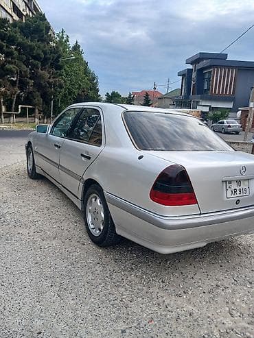 Mercedes-Benz S-Class: 2 l | 1994 il Sedan lalafo.az -da Mercedes-Benz S-Class: 2 l | 1994 il Sedan