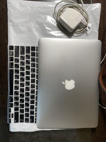 İşlənmiş Apple MacBook, 13.3 ", Intel Core i5, 256 GB lalafo.az -da İşlənmiş Apple MacBook, 13.3 ", Intel Core i5, 256 GB