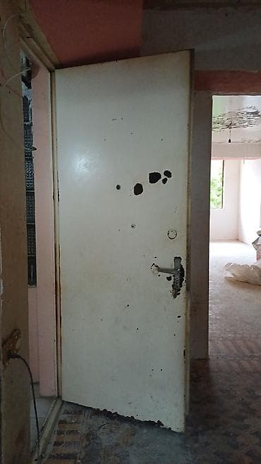 Məhsul: Giriş qapısı (möhkəm taxta/metal əsaslı), ikiüzlü örtük at lalafo.az Məhsul: Giriş qapısı (möhkəm taxta/metal əsaslı), ikiüzlü örtük