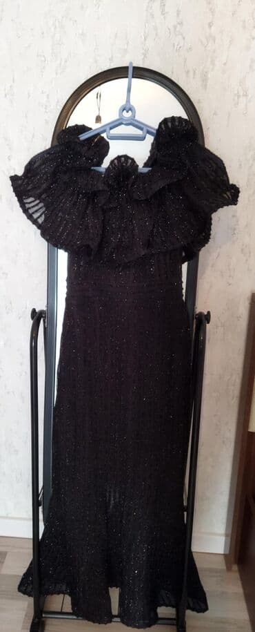 Qara toy üçün don 130manata alınıb bir dəfə toya geyilib əyinde çox lalafo.az -da Qara toy üçün don 130manata alınıb bir dəfə toya geyilib əyinde çox