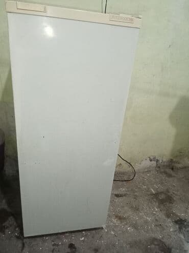 Çınar soyuducu yaxşı soyudur işləyir çürüyü yoxdur. 60x140 cm. Nizami lalafo.az -da Çınar soyuducu yaxşı soyudur işləyir çürüyü yoxdur. 60x140 cm. Nizami