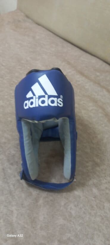 Шлемы: Adidas boks/kikboks baş qoruyucusu - Rəng: tünd mavi (daxili hissə at lalafo.az — 4 Шлемы: Adidas boks/kikboks baş qoruyucusu - Rəng: tünd mavi (daxili hissə — 4