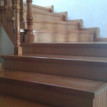 Ремонт дверей: Qurudulmush taxtadan qapi ve pillekenleri yiqib ve yerinde at lalafo.az — 2 Ремонт дверей: Qurudulmush taxtadan qapi ve pillekenleri yiqib ve yerinde — 2