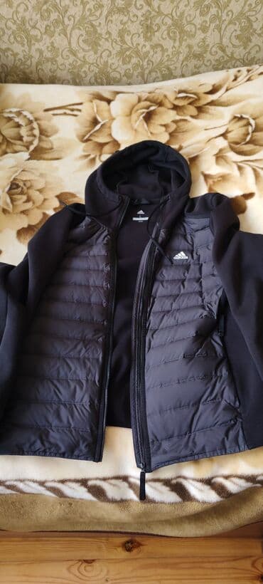 Adidas kişi hoodie/jaket hibrid model - Rəng: qara - Ön hissə: yüngül lalafo.az -da Adidas kişi hoodie/jaket hibrid model - Rəng: qara - Ön hissə: yüngül