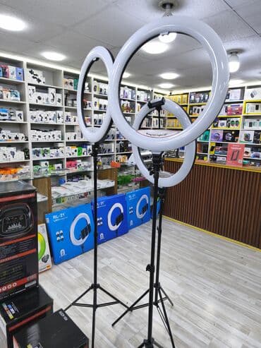 LED Ring Light dəsti – 22" dairəvi işıq - Peşəkar çəkiliş, vlog lalafo.az -da LED Ring Light dəsti – 22" dairəvi işıq - Peşəkar çəkiliş, vlog