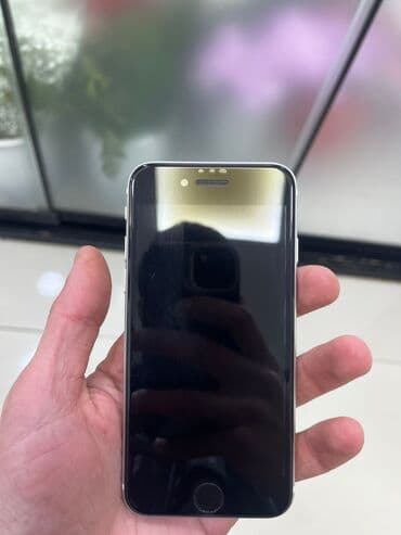 IPhone SE 2020, Ağ, Barmaq izi lalafo.az -da IPhone SE 2020, Ağ, Barmaq izi