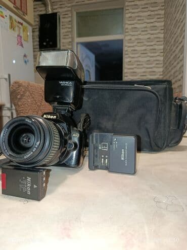 Nikon D40 fotoaparat dəsti Komplekt: - Nikon D40 DSLR gövdə - NIKKOR lalafo.az -da Nikon D40 fotoaparat dəsti Komplekt: - Nikon D40 DSLR gövdə - NIKKOR