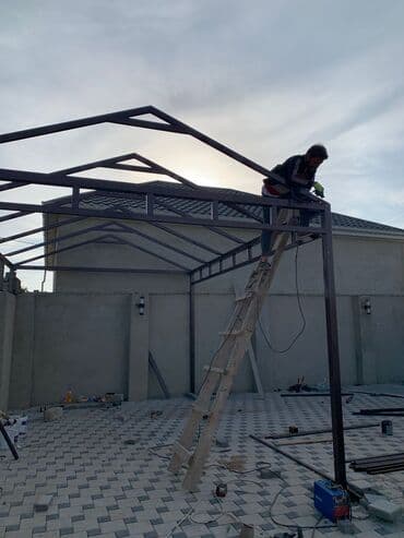 Metal konstruksiyalı, yığılmış örtük. Həyətdə və ya bağda avtomobil lalafo.az -da Metal konstruksiyalı, yığılmış örtük. Həyətdə və ya bağda avtomobil