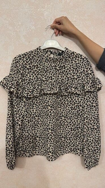 Leopard naxışlı qadın bluzası - Model: Uzunqol, yüngül və rahat kəsim lalafo.az -da Leopard naxışlı qadın bluzası - Model: Uzunqol, yüngül və rahat kəsim