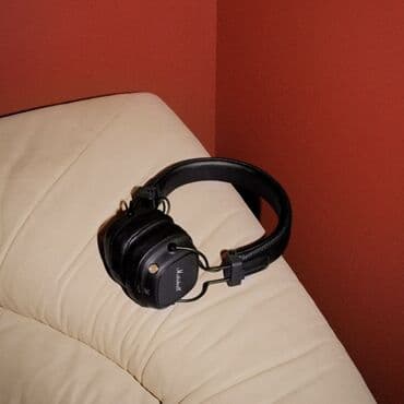 İşlənmiş Simsiz (Bluetooth) Qulaqcıqlar, Marshall, rəng - Qara lalafo.az -da İşlənmiş Simsiz (Bluetooth) Qulaqcıqlar, Marshall, rəng - Qara