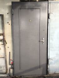 İkinci əl seyf qapı satılır qiymət 250. Təzə krasqalanib açılıb lalafo.az -da İkinci əl seyf qapı satılır qiymət 250. Təzə krasqalanib açılıb