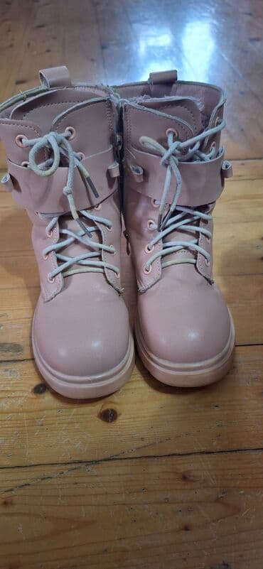 Hecbir problemi yoxdur,32 razmerdi,5 mnta satilir lalafo.az -da Hecbir problemi yoxdur,32 razmerdi,5 mnta satilir