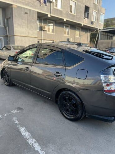 Toyota Prius: 1.5 l | 2009 il Sedan lalafo.az -da Toyota Prius: 1.5 l | 2009 il Sedan
