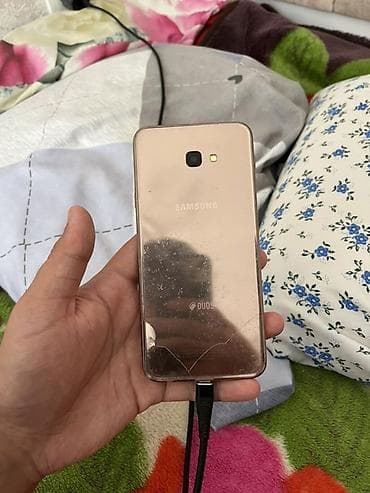 Samsung Galaxy J4 Plus, 32 GB, rəng - Qızılı, İki sim kartlı lalafo.az -da Samsung Galaxy J4 Plus, 32 GB, rəng - Qızılı, İki sim kartlı