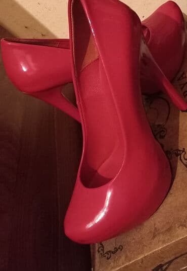 Tuflilər, Ölçü: 38, rəng - Qırmızı, İşlənmiş lalafo.az -da Tuflilər, Ölçü: 38, rəng - Qırmızı, İşlənmiş