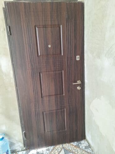 Mənzil üçün İşlənmiş Giriş qapısı 90x200 sm Çərçivə ilə, Ünvandan götürmə lalafo.az -da Mənzil üçün İşlənmiş Giriş qapısı 90x200 sm Çərçivə ilə, Ünvandan götürmə